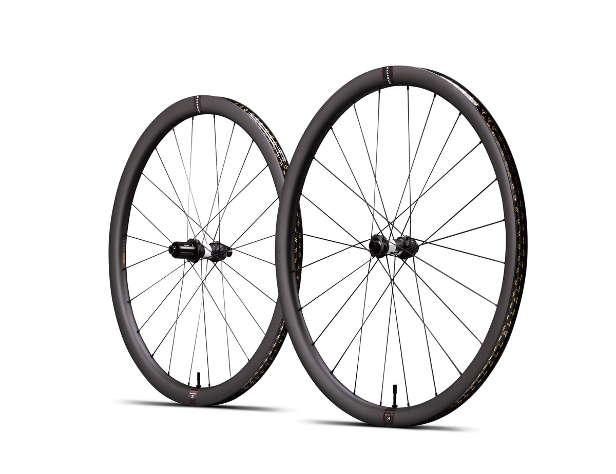 Juego Ruedas Carretera Reserve 34/37 Turbulent Aero DT Swiss 240 HG-EV Center Lock Negro