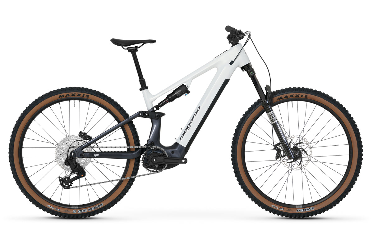 Megamo Ryal 10 2027 Blanco